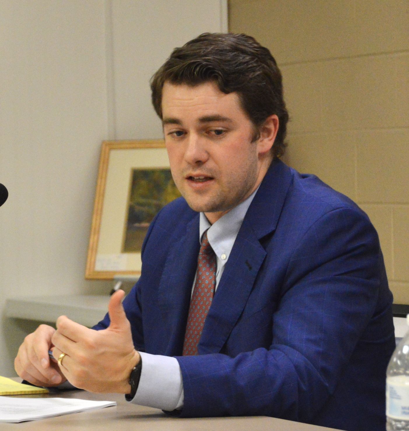 Mount Carmel proposes ordinance prohibiting dog tethering